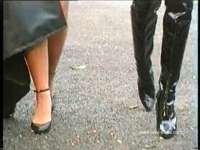 Lady Sonia: Walking in Heels