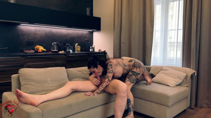 Megan Inky: Megan Inky neukt een oude man in zijn huis op...