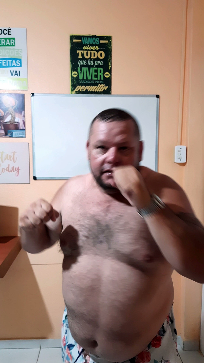 Punchbagplz: Bulldozer Fighter mendominasi awak