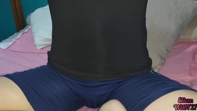 Wil9727: 내 친구는 그녀를 따먹고 싶어하는 발정난