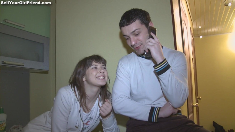 Sell Your GF: Грубий секс для хворих фінансів