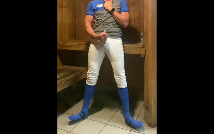 JockDad87: Jockdad87 Edges in the Sauna Blue Baseballgear