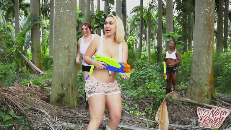 Nina Kayy: Nina Kayy all girl lesbian pussy licking orgy!