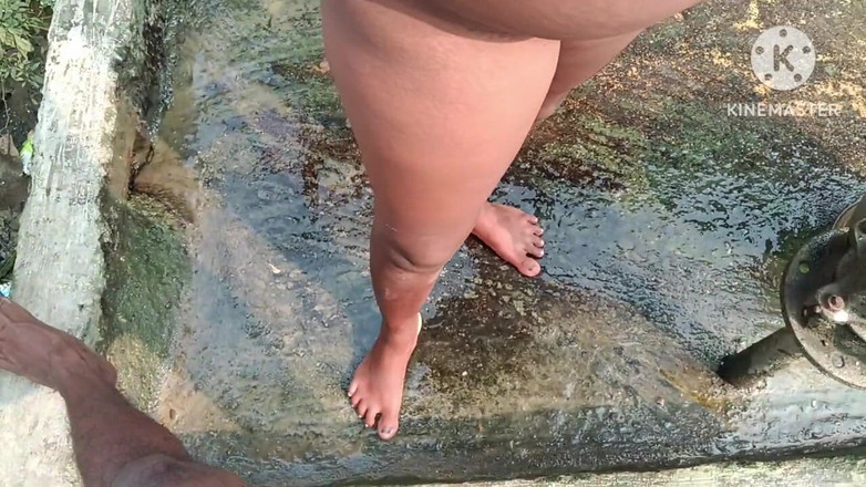 Nenika: Дезі бхабхі зробила пеніс товстим, смокчучи його