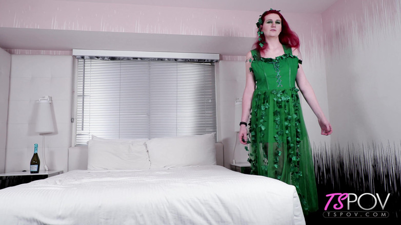 Pure TS and Becoming Femme: Poison Ivy Always Gets Her Way