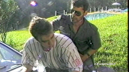 GAY VINTAGE PORN: Polica ošukaná venku