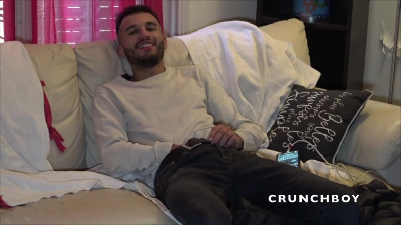 Gay fucked by surprise by straight friend: Max xxl blakc yarağıyla jockstrpa'nın içine boşalıyor