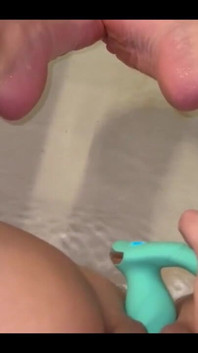 Self Thrusting Dildo in My Pussy