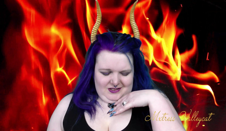 Mxtress Valleycat: Sell your soul to me