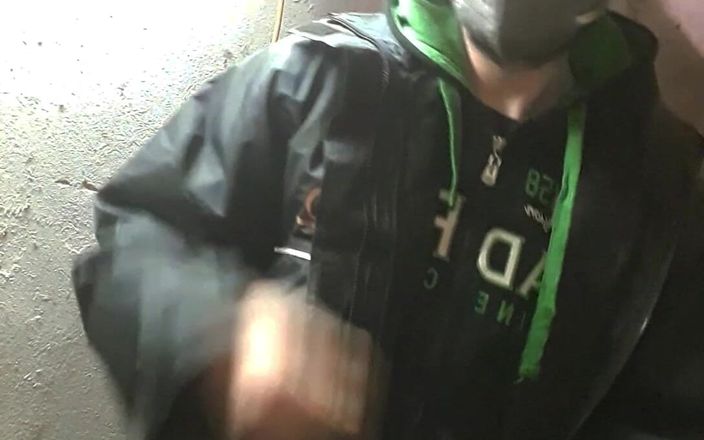 jerkofflover: C’est une complilation vidéo de mon boulimie