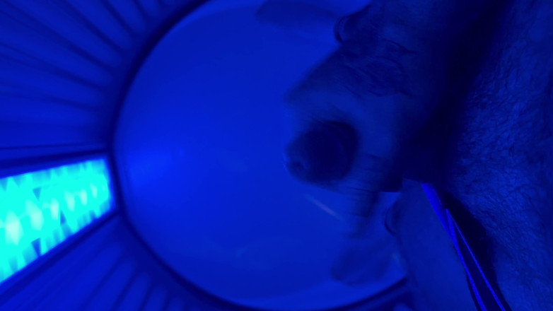 Naughtycub: Horny Whilst in the Sunbed