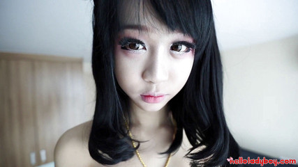 Hello Lady Boy: Красиву ляльку, як красуню відтрахали