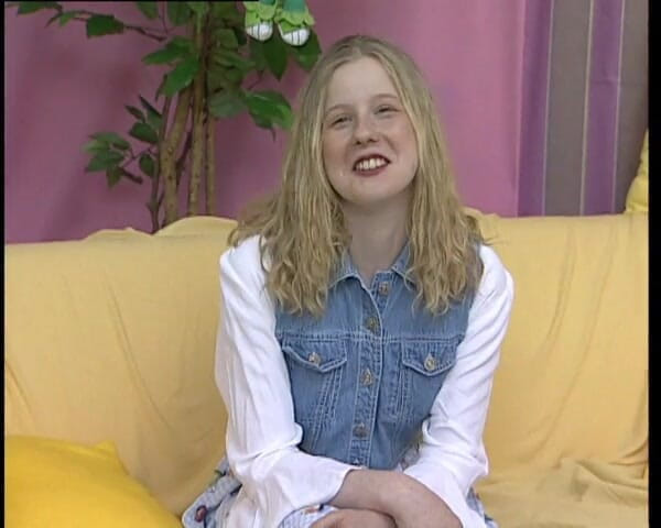 YOUR FIRST PORN: Buschige Nina - Buskig Nina Softclip