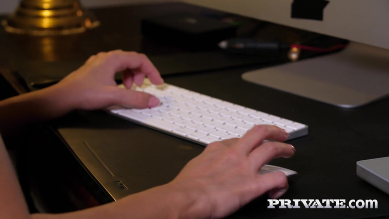 Private.com: Nicole Black, perfekter kleiner arsch für tolle anal-action