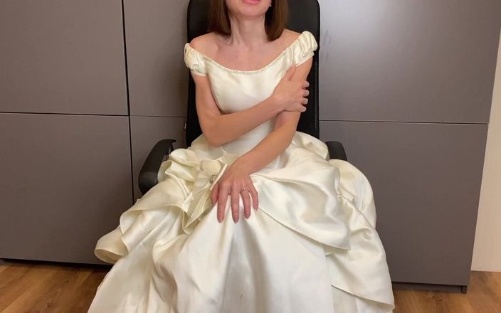 Mistress Mary: Novia caliente para marido Día 1