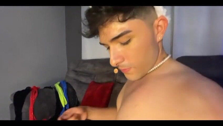 Diego_latinboy: Sexy Femboy Little Wore Sumised