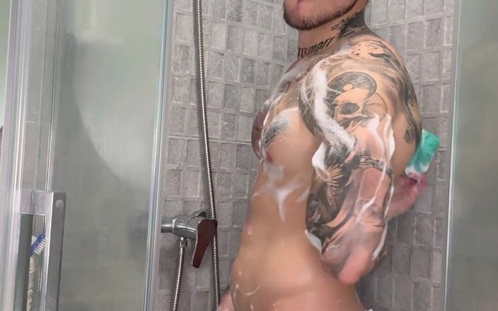 BoyGym: En ateşli genç oğlan duşu boygym