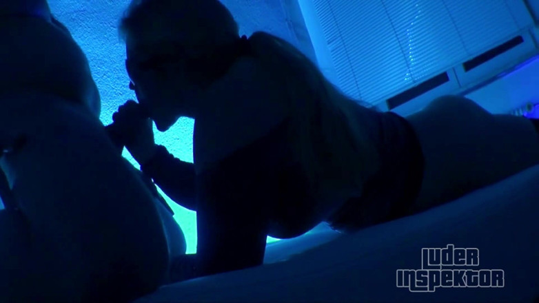 Luder-Inspektor: Blue Fetishsau Horny Fucked