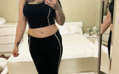 Lexi Sixx: Yoga and Striptease