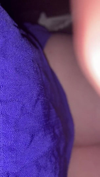 Horny BBWslut Having Hun: Feeling horny, fingering to orgasm