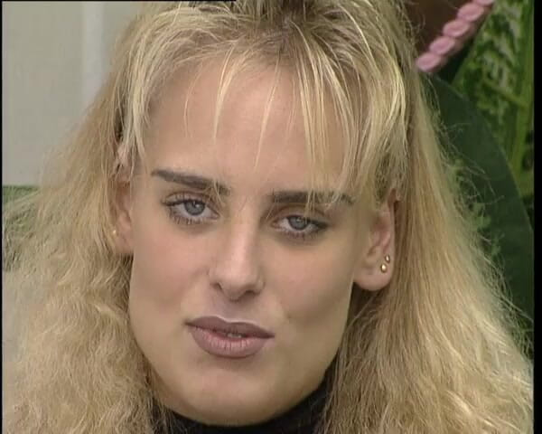 YOUR FIRST PORN: Monique Pisst Beim Casting - Monique Pisses at the Casting