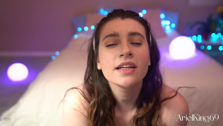 Ariel King: JOI to my face &amp; tits