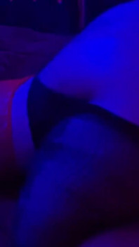 Romantický pomalý sex se nakonec ukázal jako hardcore drsný sex