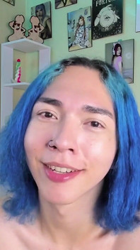 Sissygives phục tùng của bạn thổi kèn cho bạn