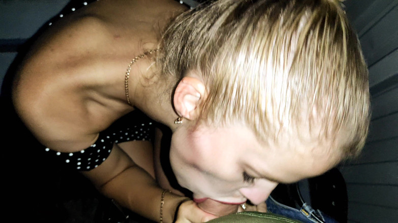 S-Wife Katy: The Puzzled Cutie Was Waiting for the Train, and Got...