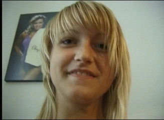 Flash Model Amateurs: Blonde teenage chick gets her pussy licked at the casting