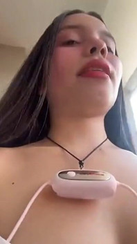 Latina sekslichaam perfecte masturbatie in de Streep