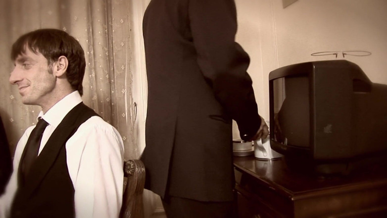 Naughty Brides: Une mariée sensueuse a besoin d'être consommée la nuit de...