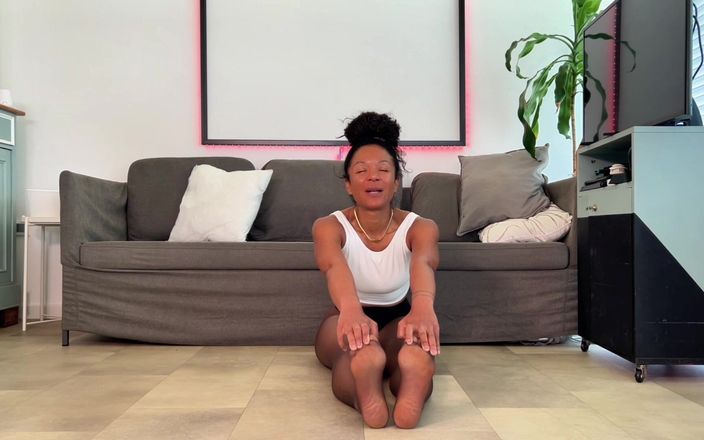 Miss Fluo: Binnenste dijreken met panty