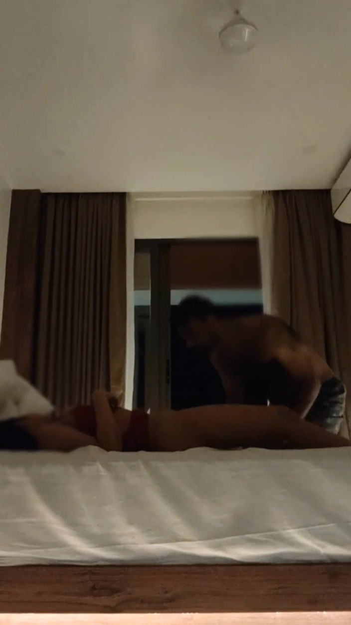 ItemRiya05: Desi Indian GF Fucking with BF in Hotel