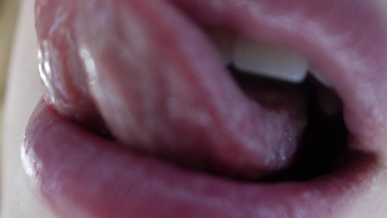 Julie Bliss: Giantess Bunny Bliss