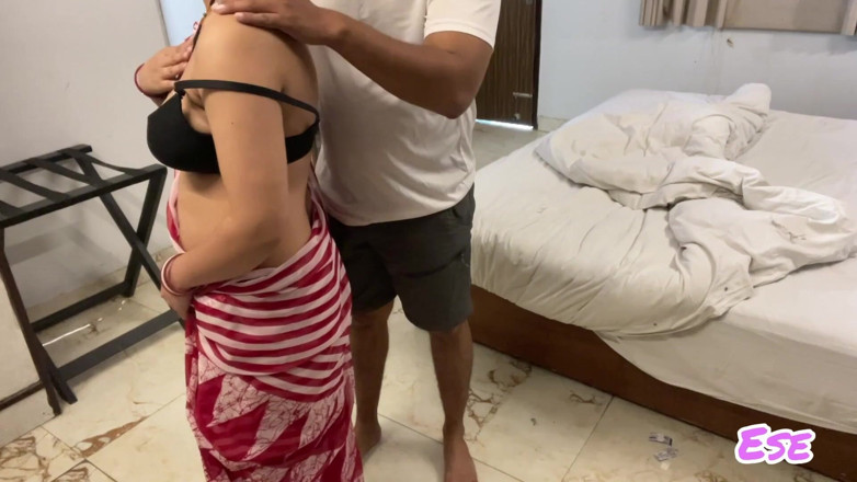 Sammy Sins: Indiana fez massagem no cunhado e foi fodida