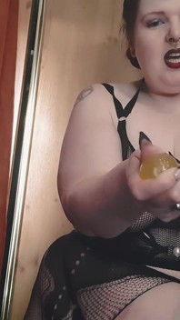 Gotická královna ničí tvé koule