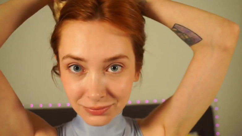 Loly Nebel Studio: Obličej fetiš a uctívání obryně