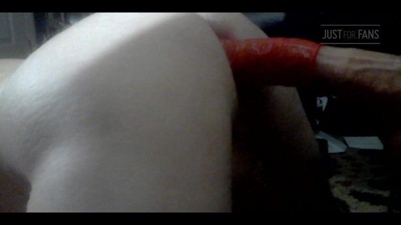 RobertLacrosse: Thrusting Dildo Deep in My Ass