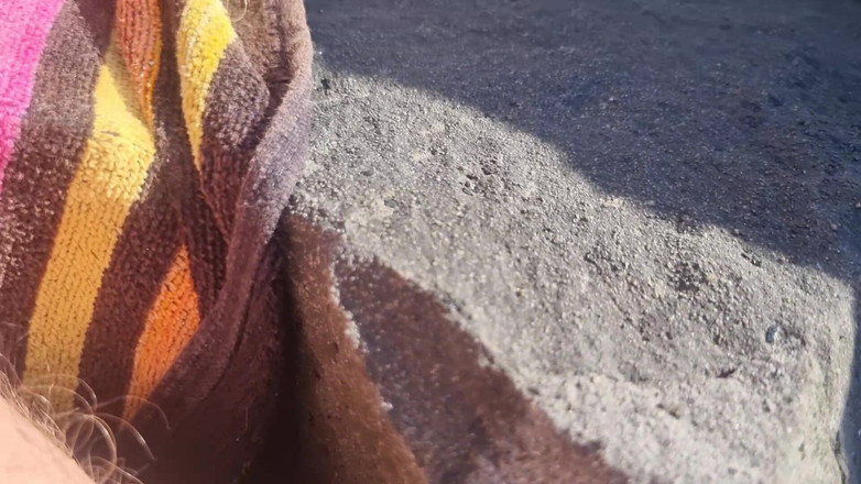 Alexander Audran: În public | Labă în public și o pulă încărcată cu pișat - Arată pula...