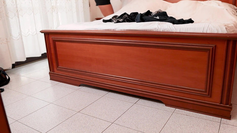 Chokobanana: Temizlikçi kadın ortalığı dağıttı!