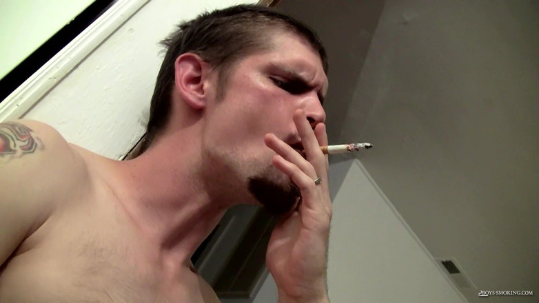 Boys Smoking: Nolan Newport 100'ler