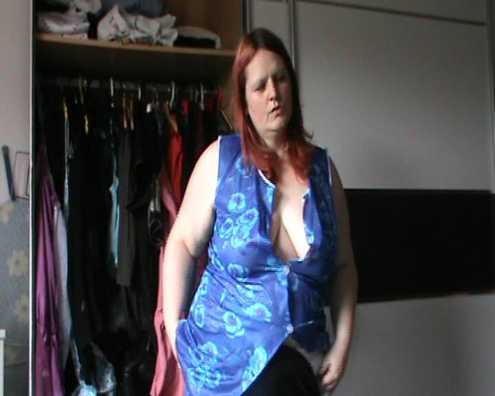 tammara big: Blue Smock Fetish