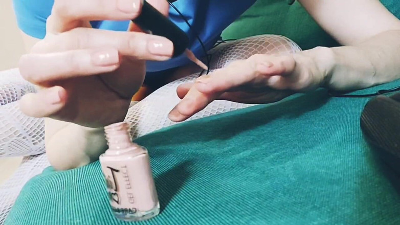 GinnaGg: Io dipinse le unghie. Asmr