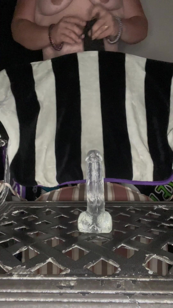 Heather Lynn: Pukul Miss Pinky Paparan Terbuka Mesin Tujahan Saya