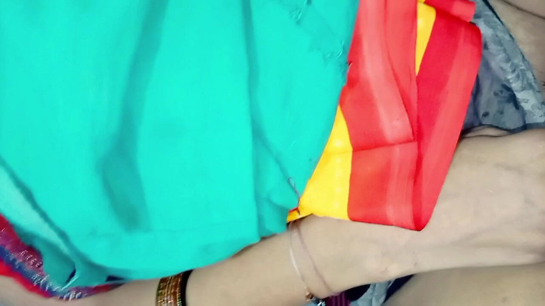 BadAim6: Hintli deshi merid hintçe ses kaydıyla amcığımın içine boşalıyor