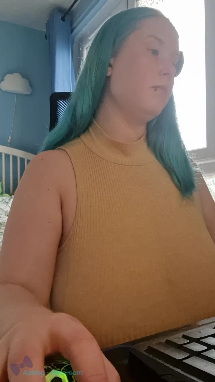 Teasing Tits Admin - Solo Girl ft. Alice_Mayflower_Scottish, Alice  Mayflower: Foreplay, Colored Hair, Big Natural Tits, Nude, Amateur Porn |  Faphouse