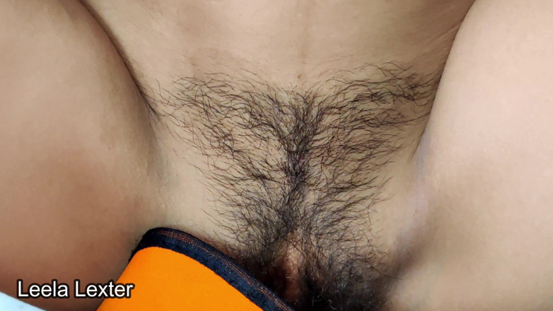 hot_rukhsara: Une Bhabhi Indienne Desi Se Fait Baiser Par Son Collègue...