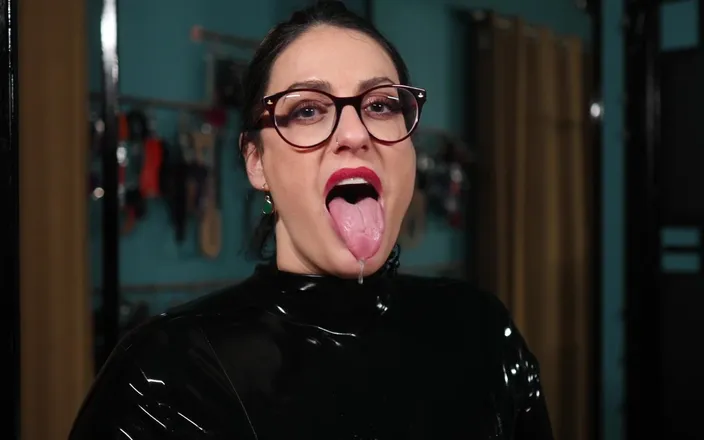 Countess diamond: Spit Slave - Worship My Drool