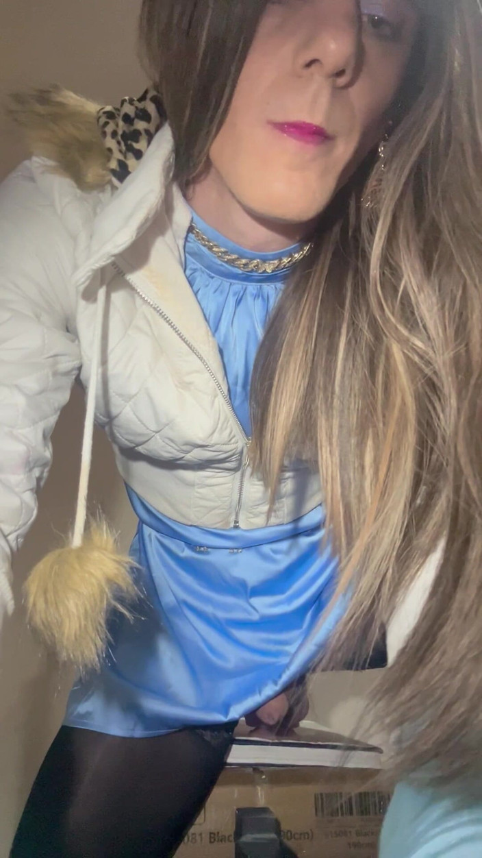 Jessica silk: Jess silk cavalca un dildo